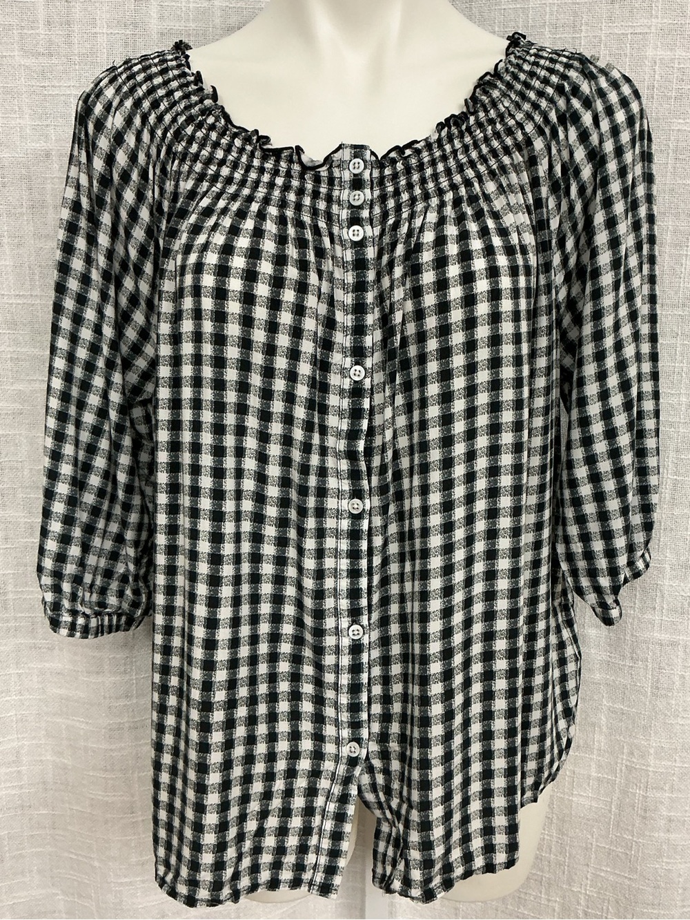 Black & White Gingham Button-Front Peasant Top - Women